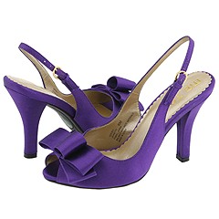 LOOKING for purple heels! Yikes!